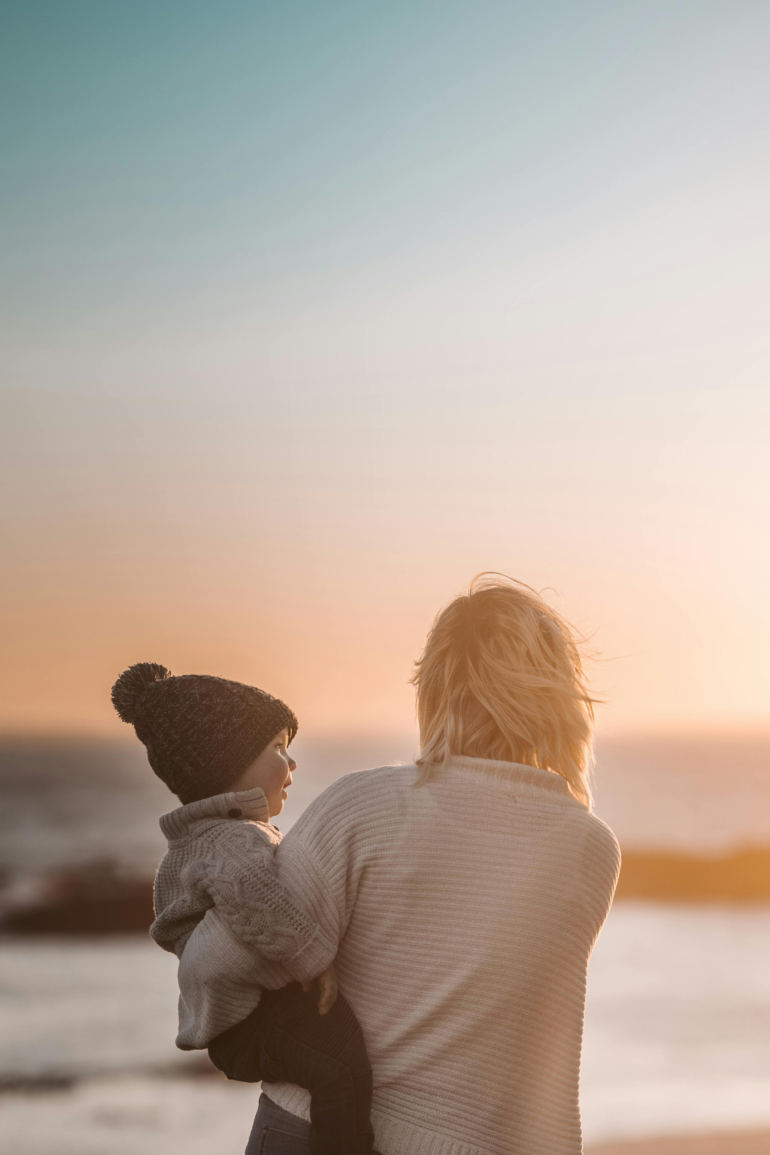 How to Keep Your Newborn Warm and Cozy in Winter