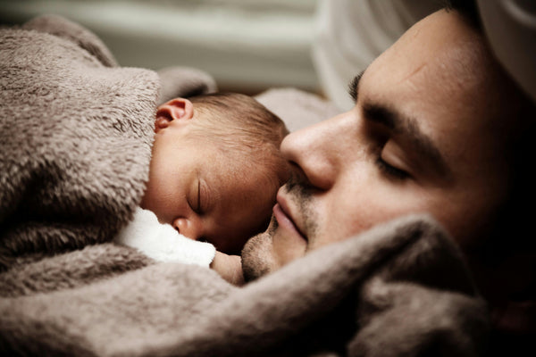 Tips to Minimise Sleep Deprivation Dangers for Parents of Newborns & Infants