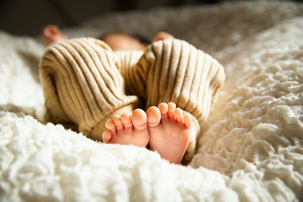How To Dress Baby for Sleep: The Complete Guide