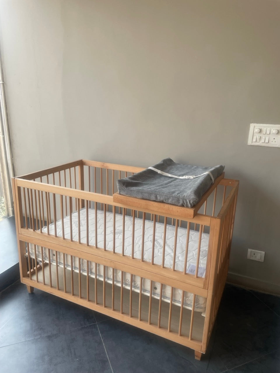 Crib Changing Tray